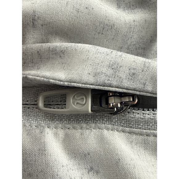 Lululemon T.H.E. Short 9" *Linerless Gravel Dust Alpine White Multi Large - Picture 8 of 9